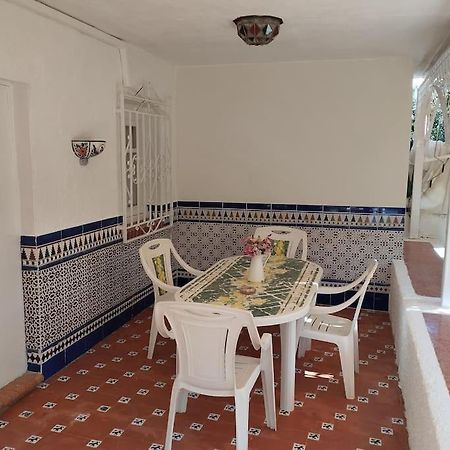 Casa En Granada Con Maravillosa Piscina Отура Экстерьер фото