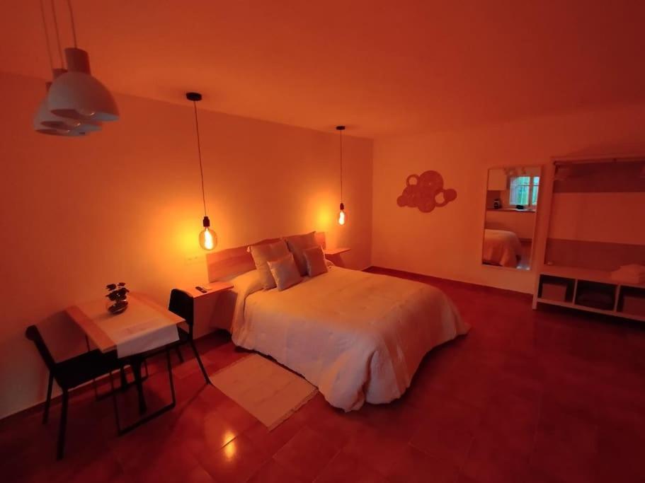 Casa En Granada Con Maravillosa Piscina Отура Экстерьер фото