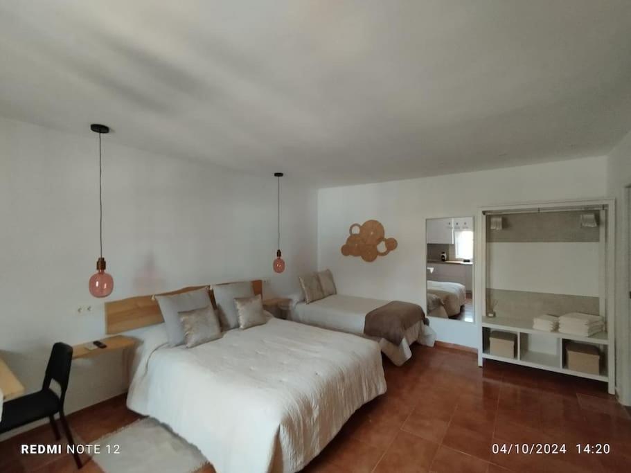 Casa En Granada Con Maravillosa Piscina Отура Экстерьер фото