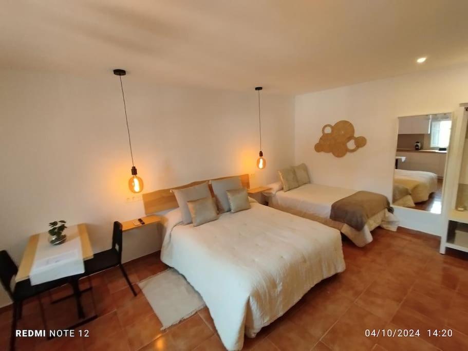 Casa En Granada Con Maravillosa Piscina Отура Экстерьер фото