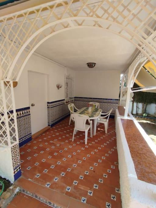 Casa En Granada Con Maravillosa Piscina Отура Экстерьер фото